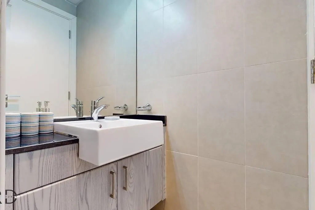 Serene & Modern 1Br Apartment Dubai